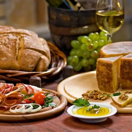 Mediterano דירה *